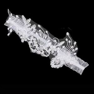 Lace & Pearl Floral Elastic Bridal Garter